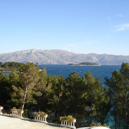 San Rocco Lumbarda Guest house